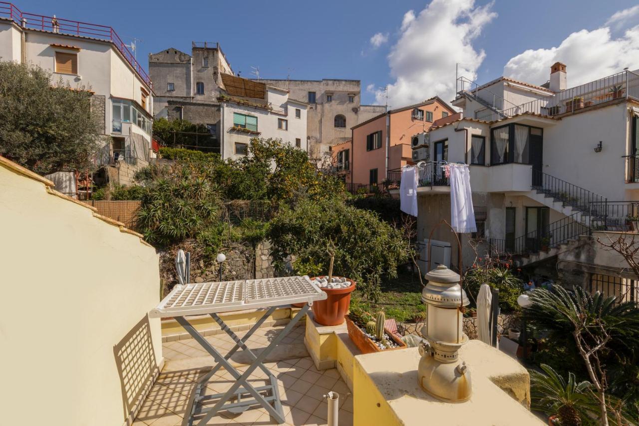 Relais Del Mare Con Terrazza Fronte Mare Free Parking Lejlighed Massa Lubrense Eksteriør billede